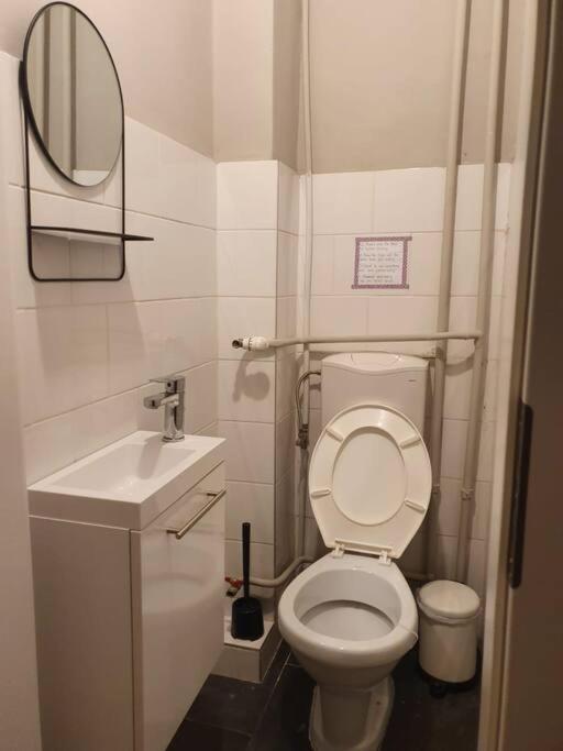 Beautifully Design Near Corvin Plaza Appartement