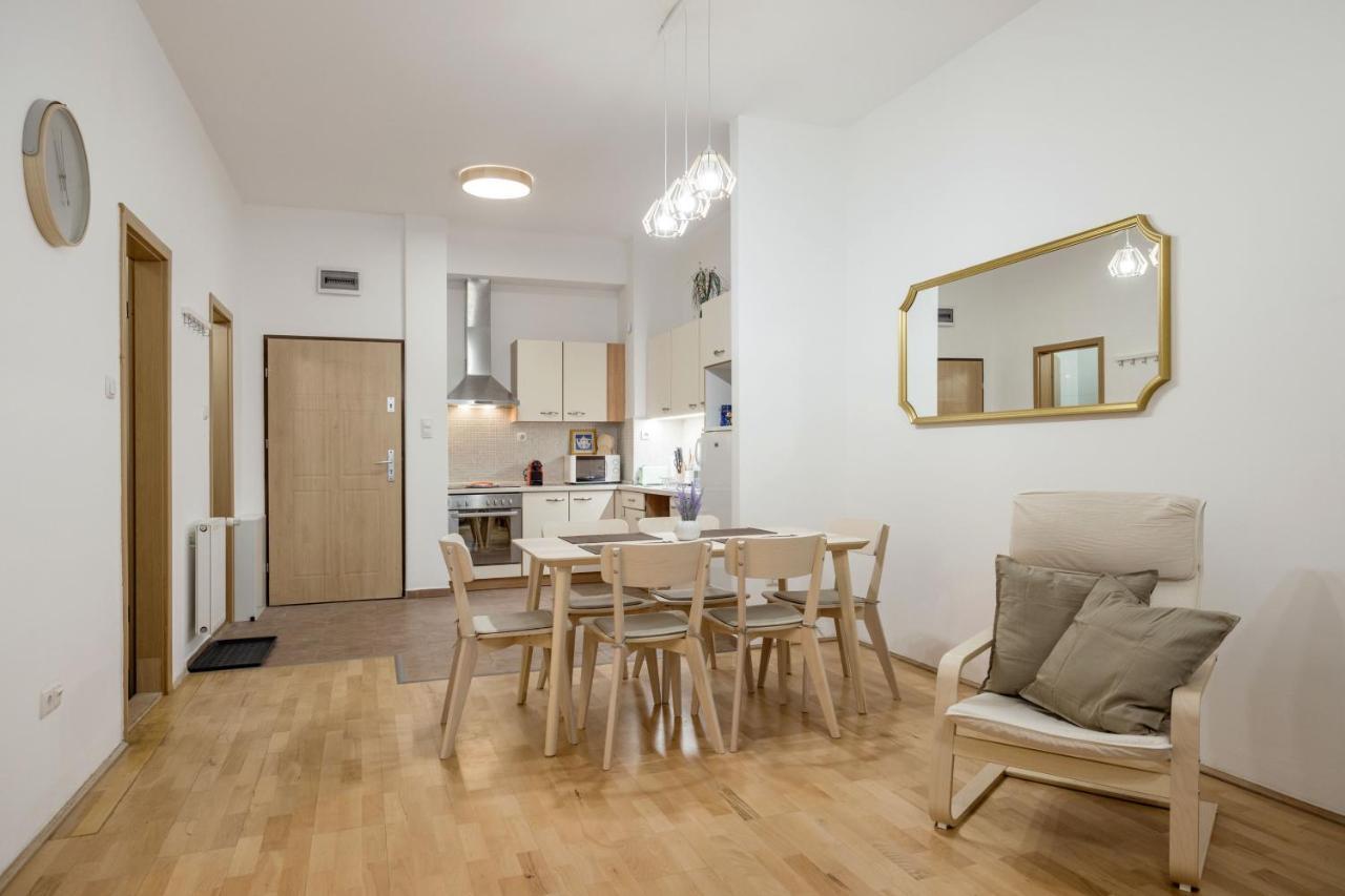 Apartmán Downtown Charm In