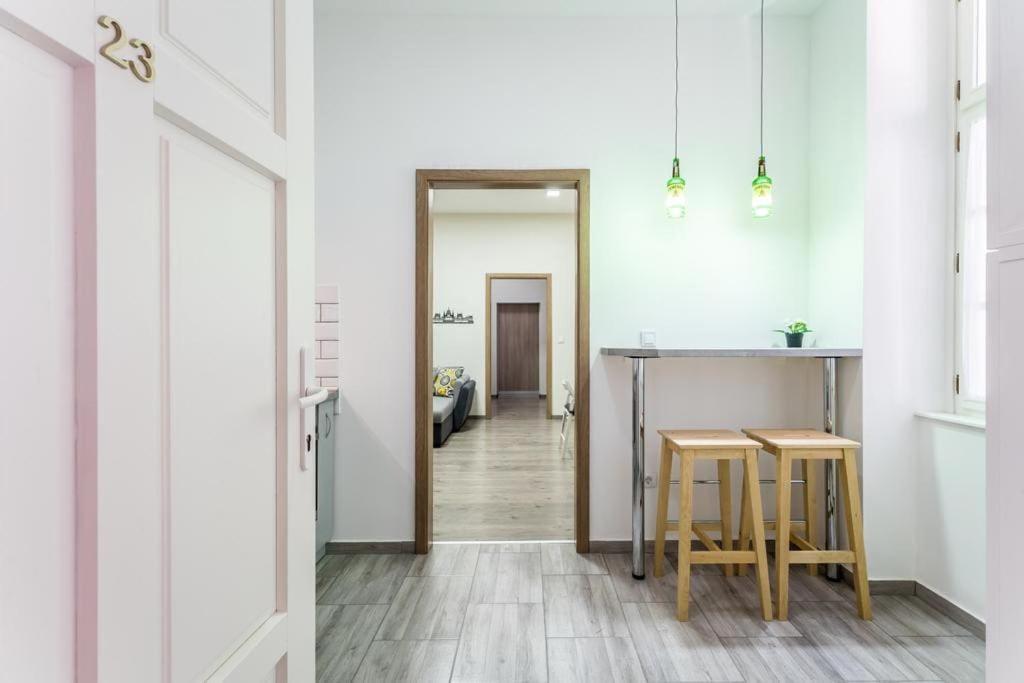 Paralello Universo-supercentral By Nw Apartment
