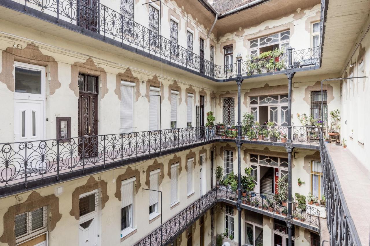Lovely In The Heart Of Appartement Boedapest