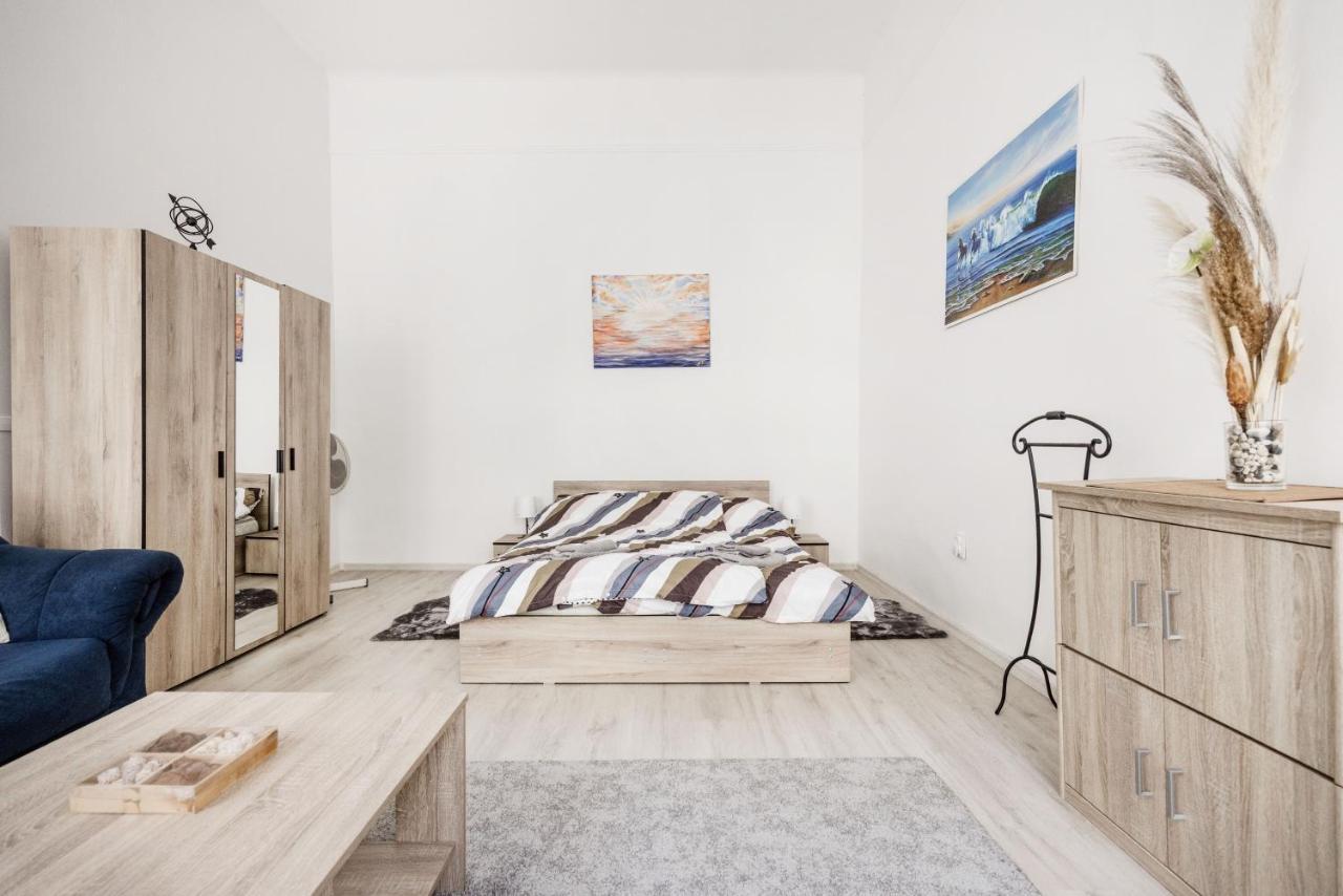 Appartement Lovely In The Heart Of *