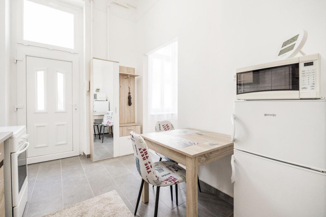 Appartement Lovely In The Heart Of *