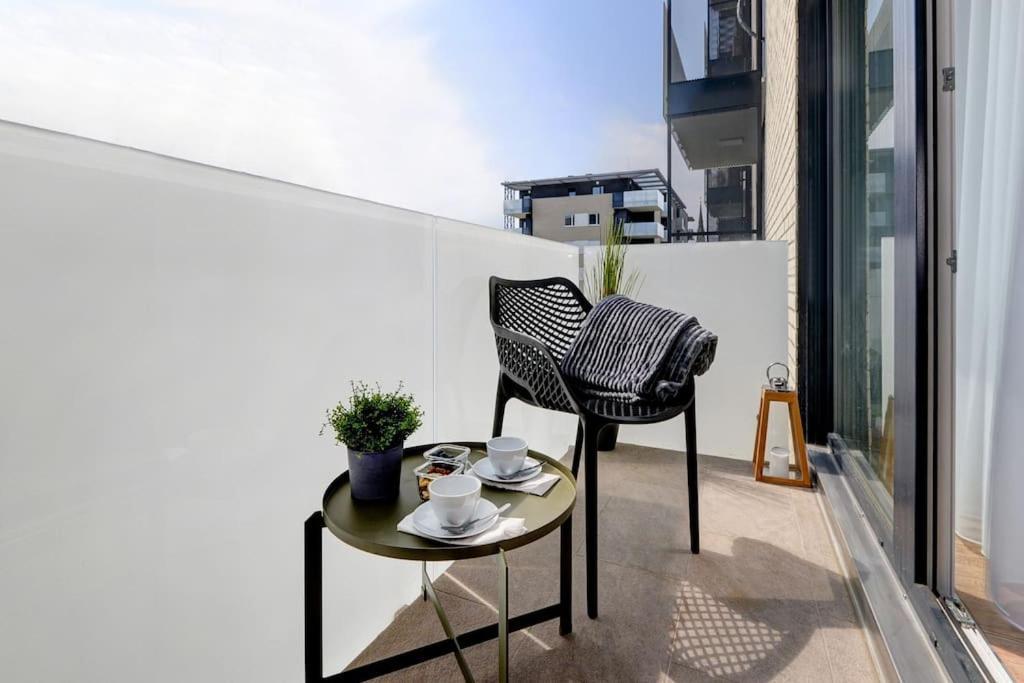 Tidewater Pearl Apartment