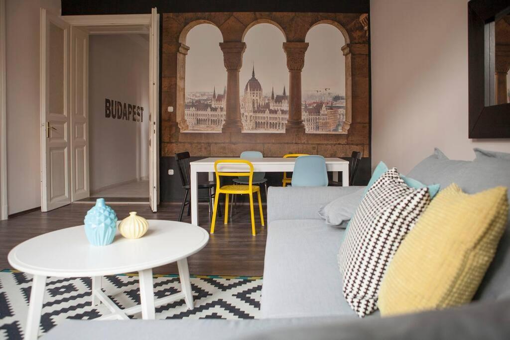 Voros Downtown With Free Parking Apartment *