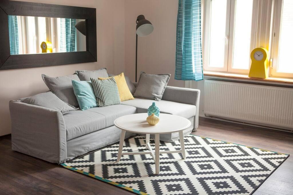 Apartment Voros Downtown With Free Parking