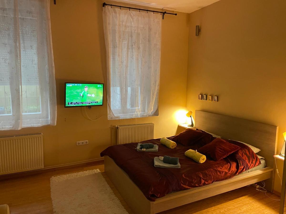 Clark Apartman ** Budapest