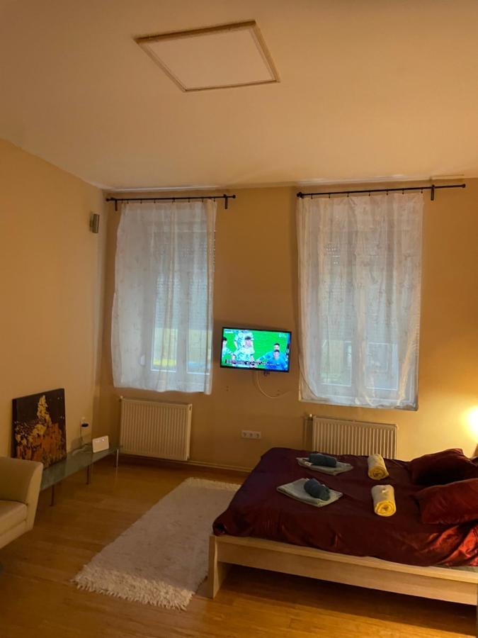 Clark Apartman ** Budapest
