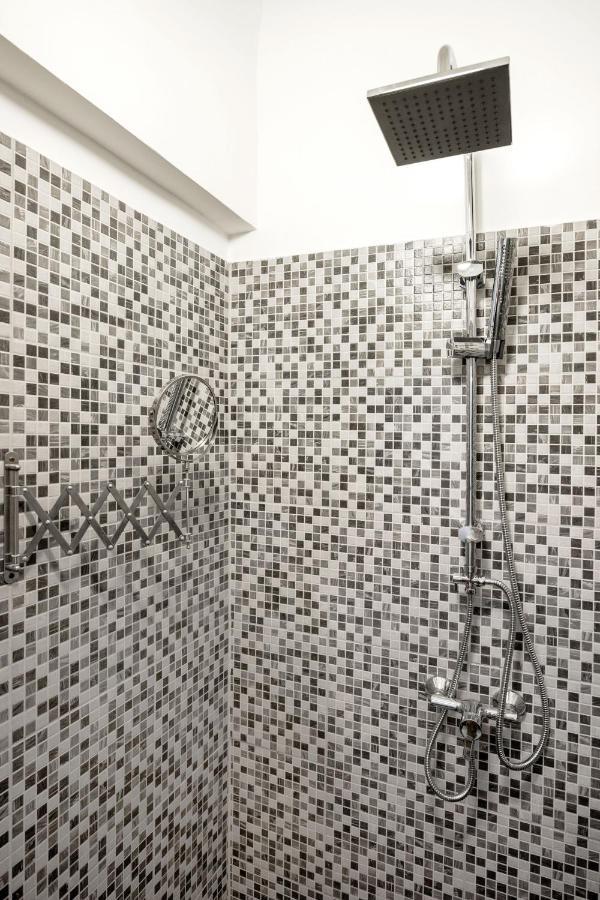 Charming Downtown Hideaway Steps From New York Cafe! Lejlighed *