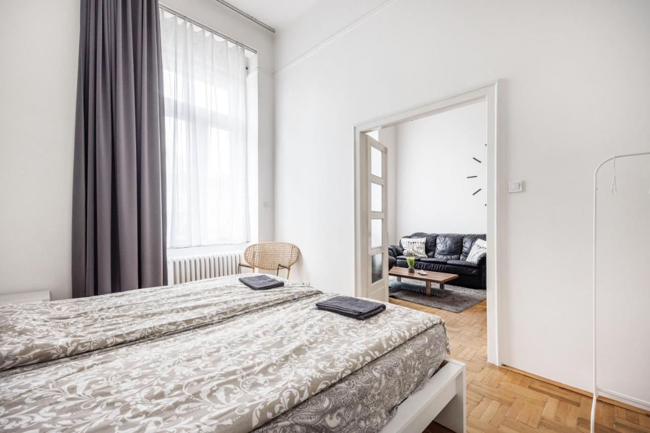 Elegant In Super Location Apartman Budapest
