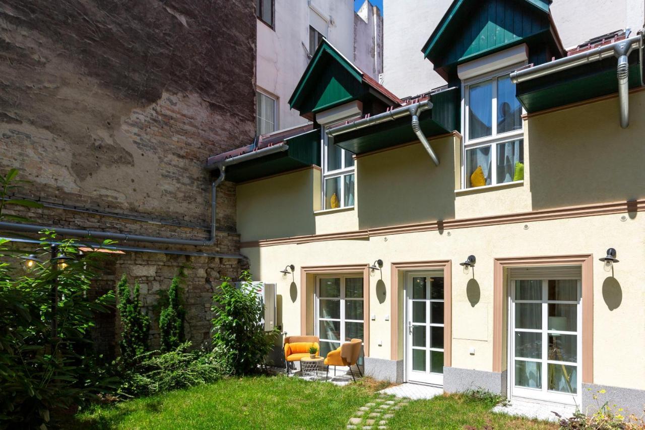 Apartamento Unique 3 Floor With 4bdrm, 3bthrm