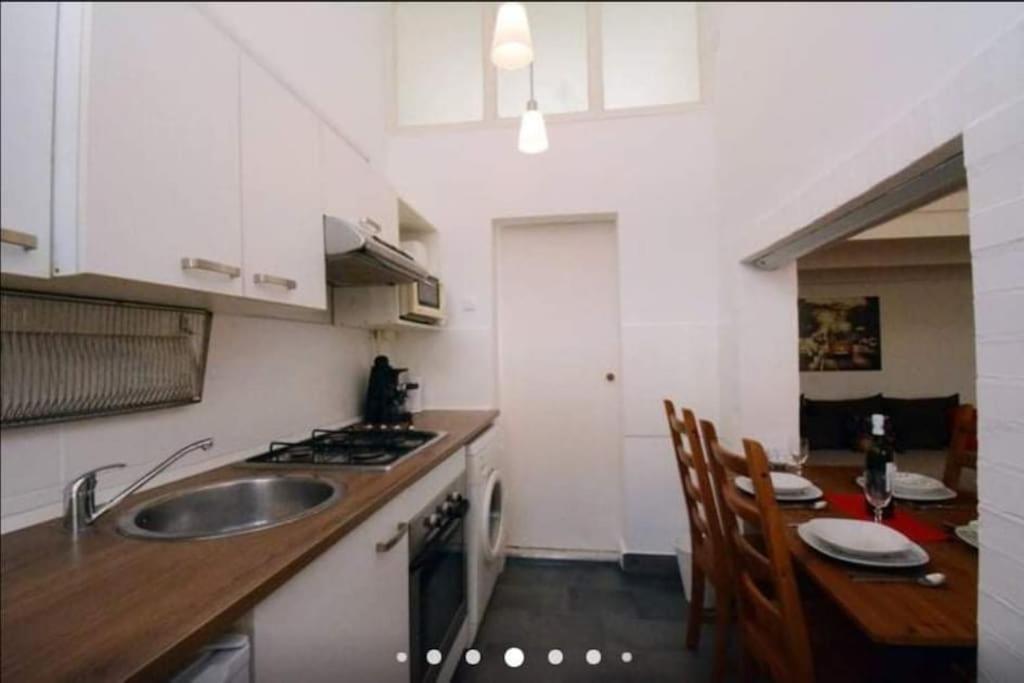 Gallery Flat In Party District Apartamento