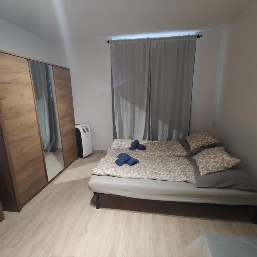 Apartmán White Rose Studio Basement *