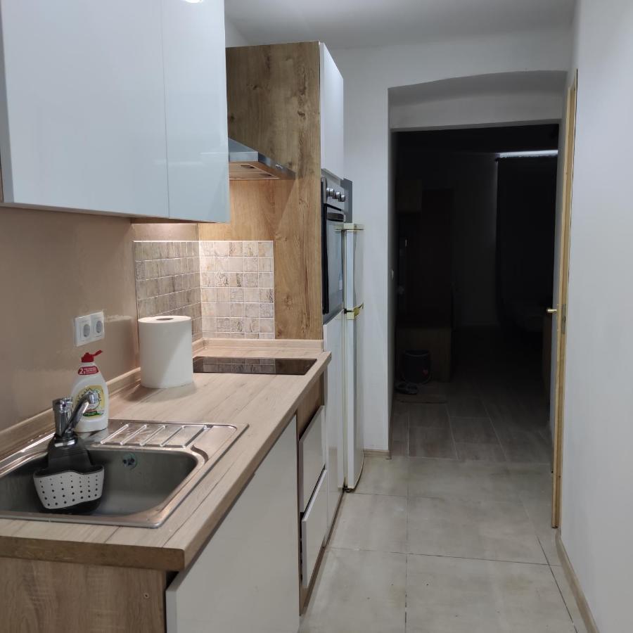 Apartmán White Rose Studio Basement Budapest