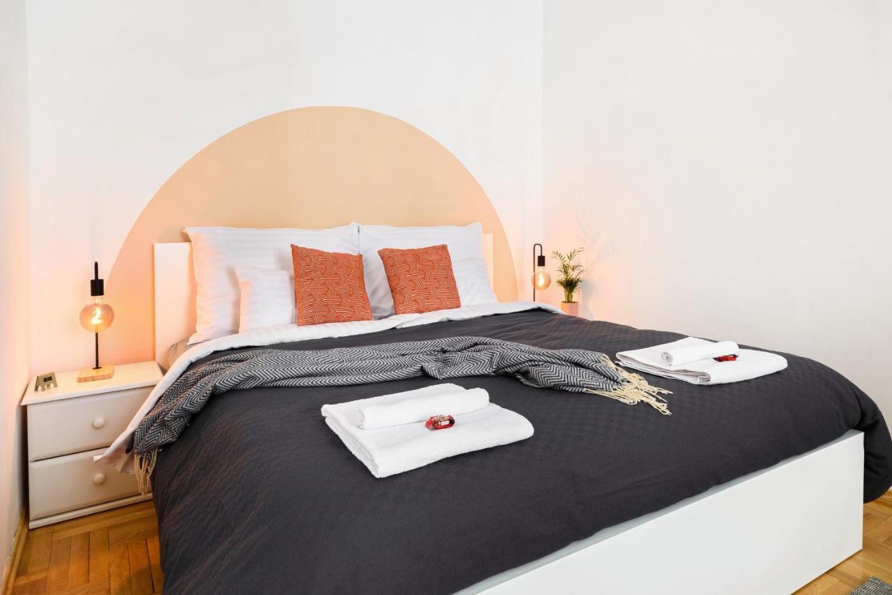 Apartamento Spacious & Serene Downtown With Free Parking Budapest
