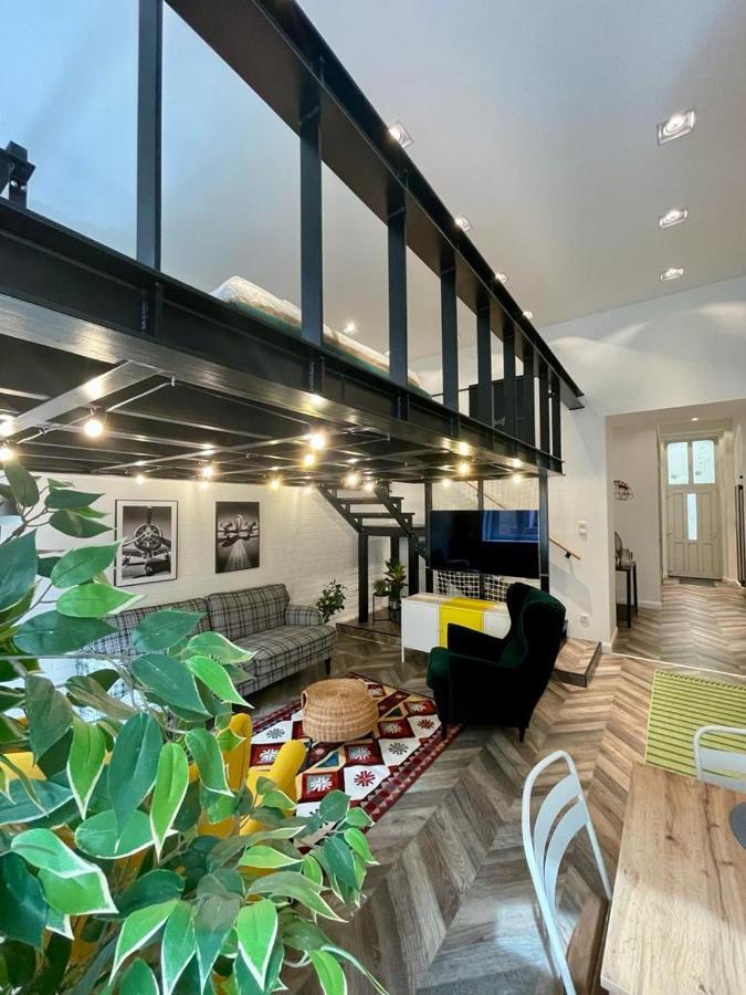 Awesome Loft - King Street Apartment Budapest