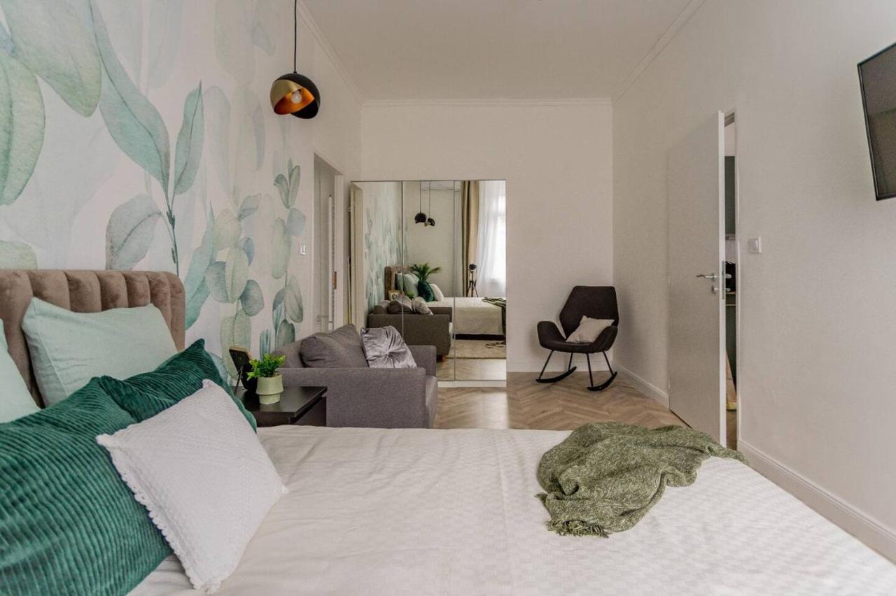 Azure Green Heaven Budapest
