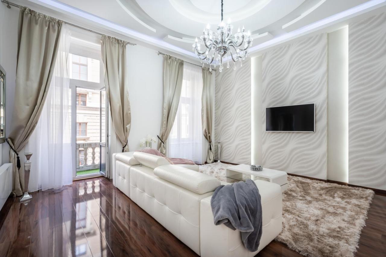 Apartman Opera Balkony Luxury With Free Parking Budapest