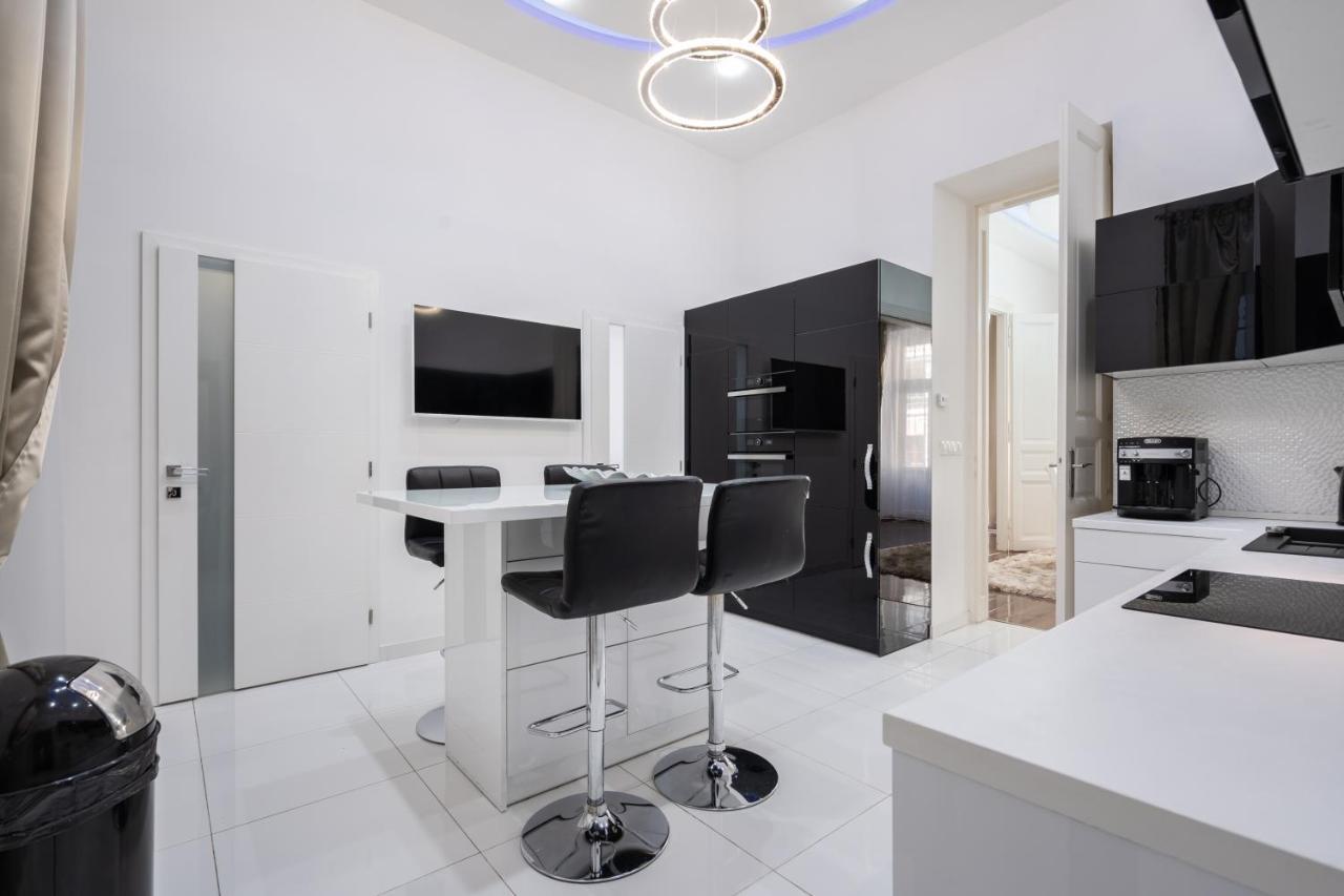 Apartman Opera Balkony Luxury With Free Parking