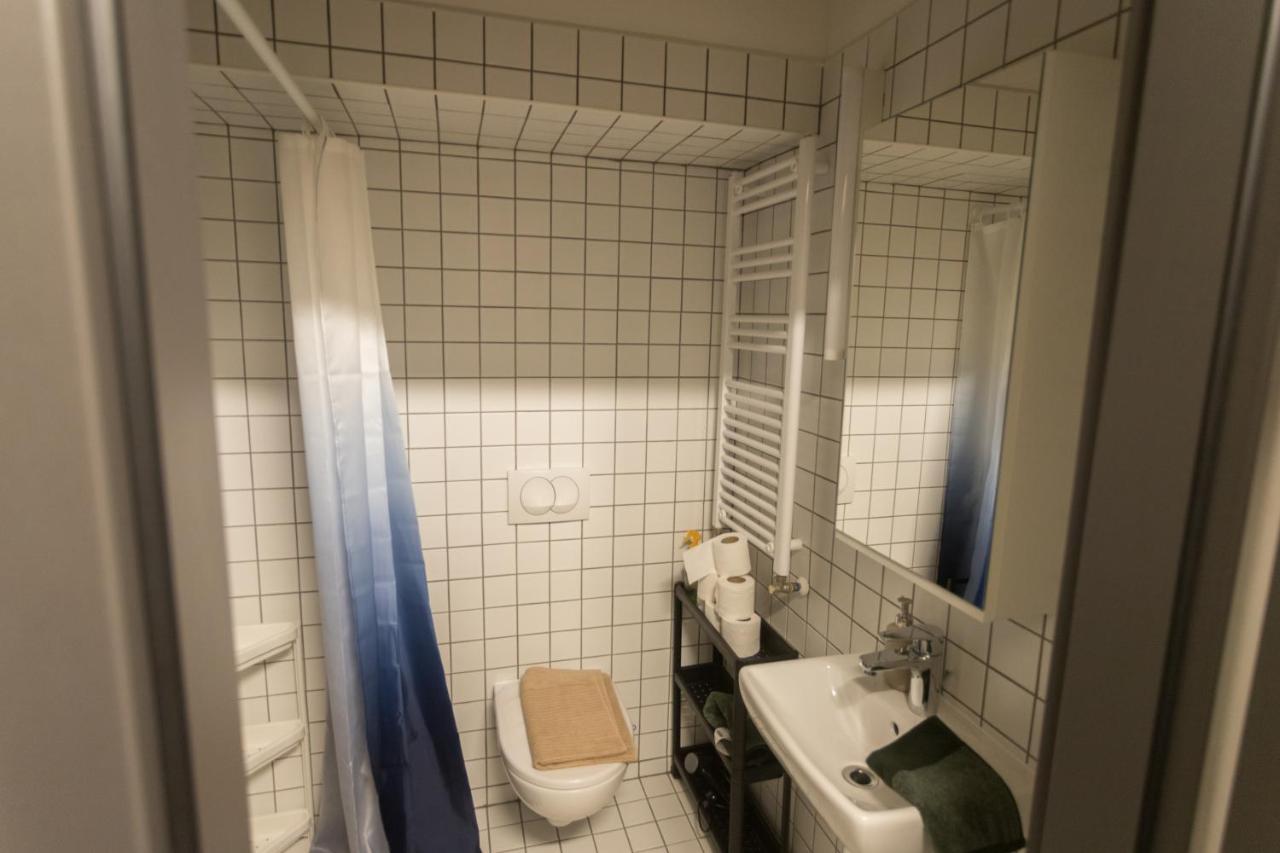 Peaceful Basement With Terrace & Free Gym Apartmán