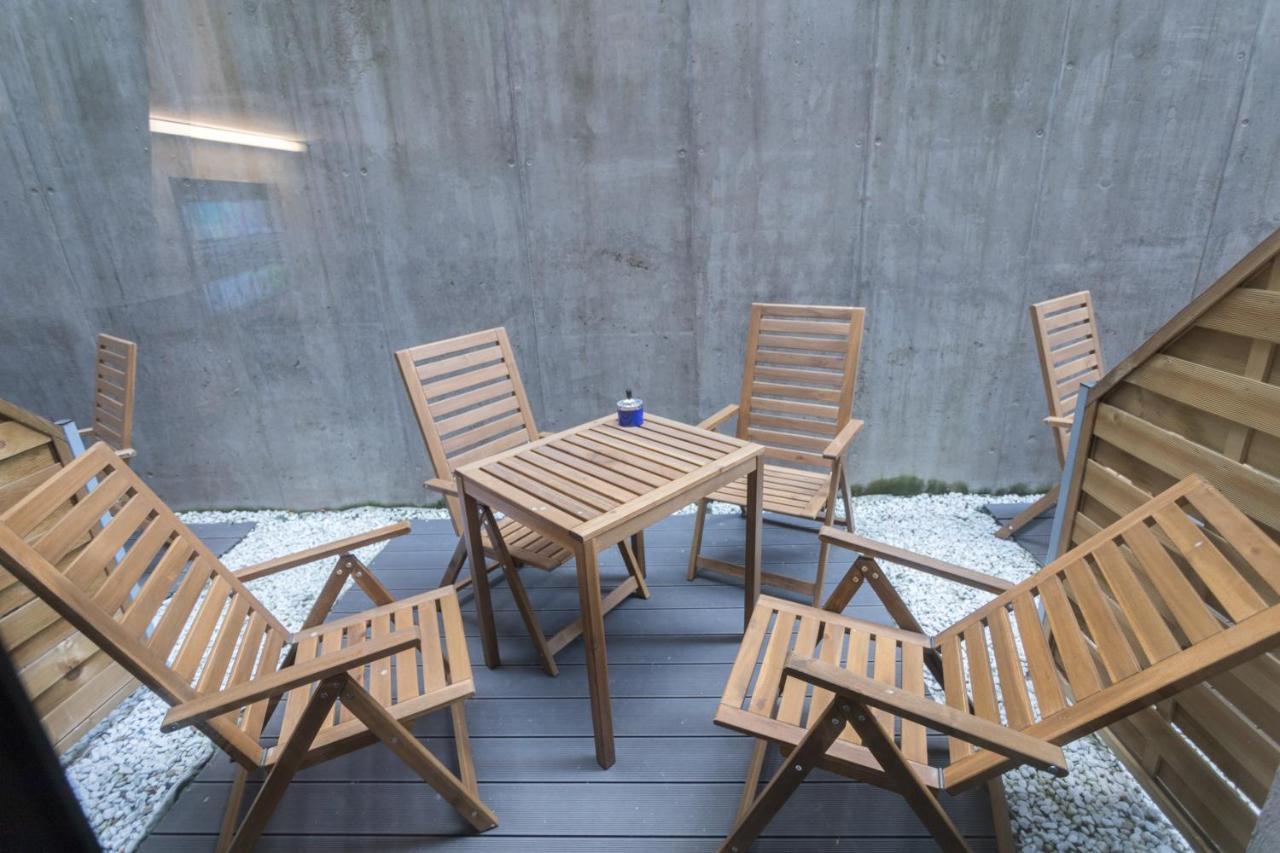 Peaceful Basement With Terrace & Free Gym