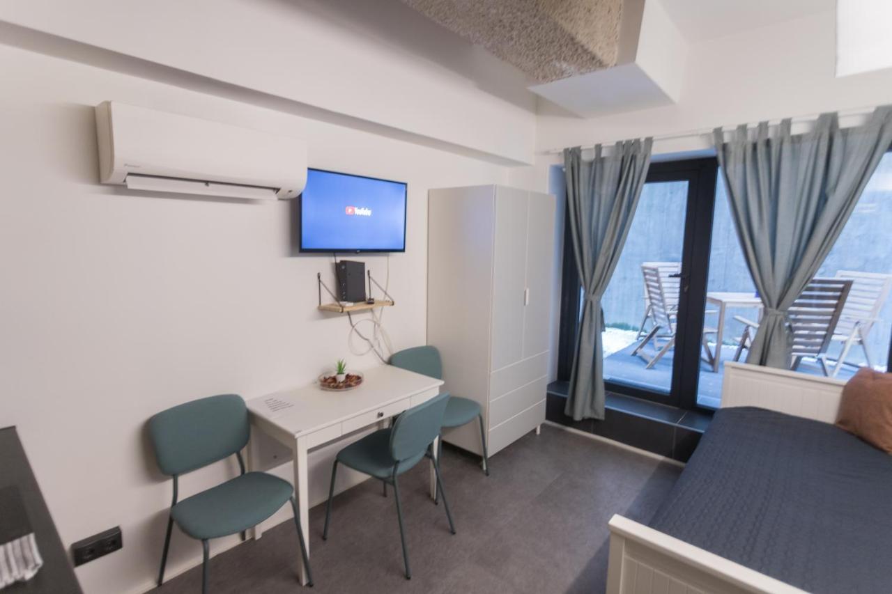 Peaceful Basement With Terrace & Free Gym *