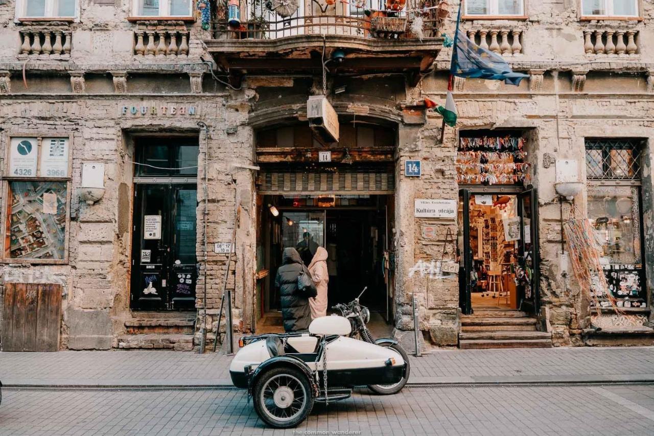 Luxe, Historic Near Downtown Landmarks 19th Century Budapest