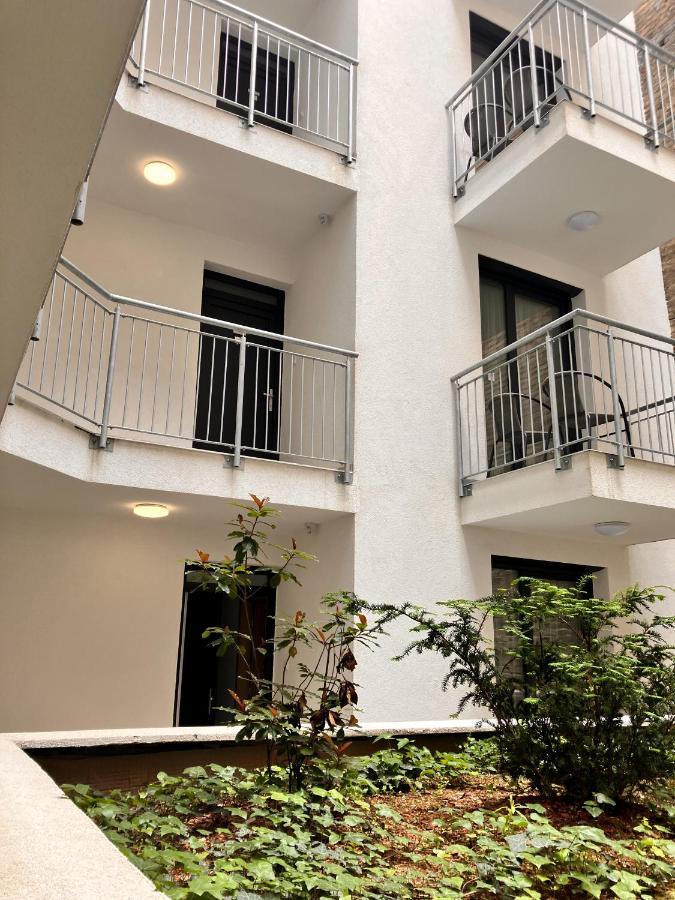 Matyas Corner Green Square Iii Apartment Budapest