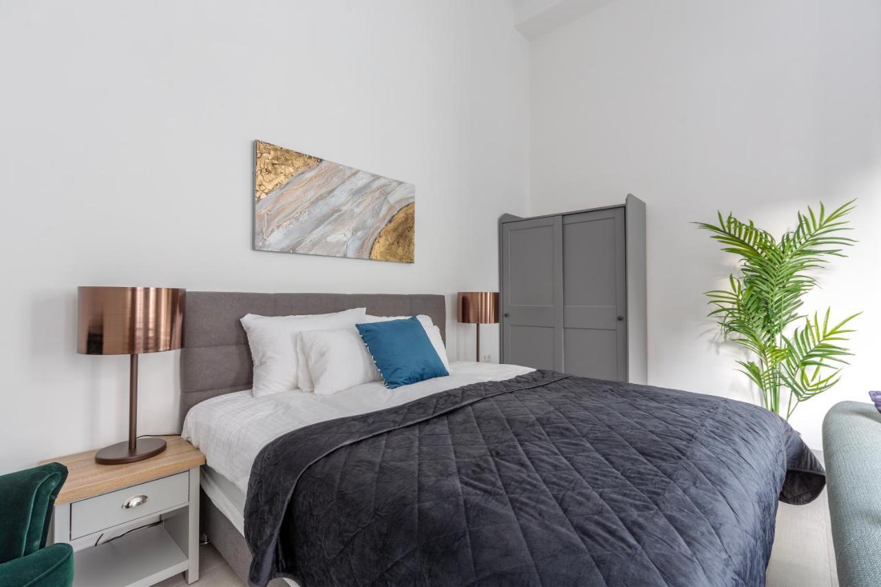 Lh Gallery Apartment *