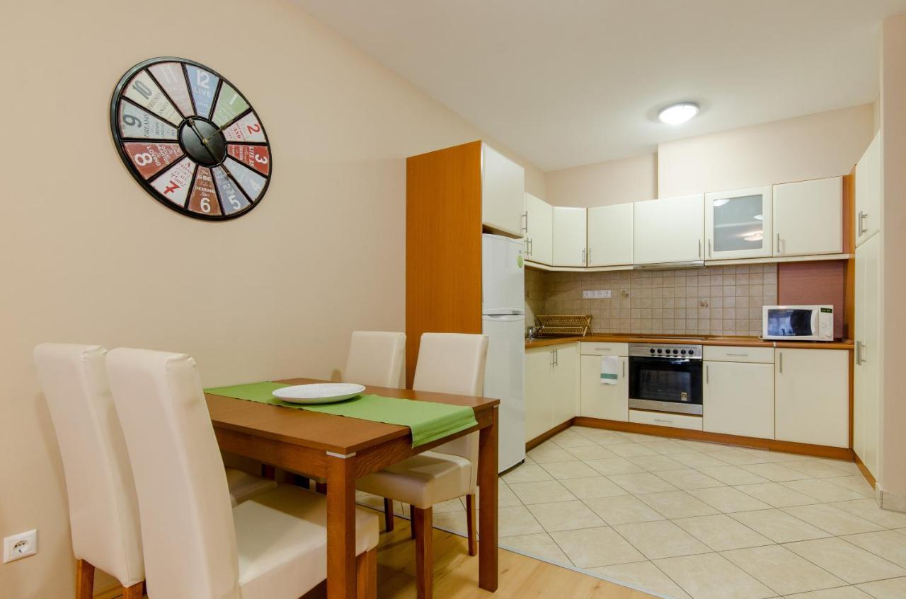 Broadway Apartmán *