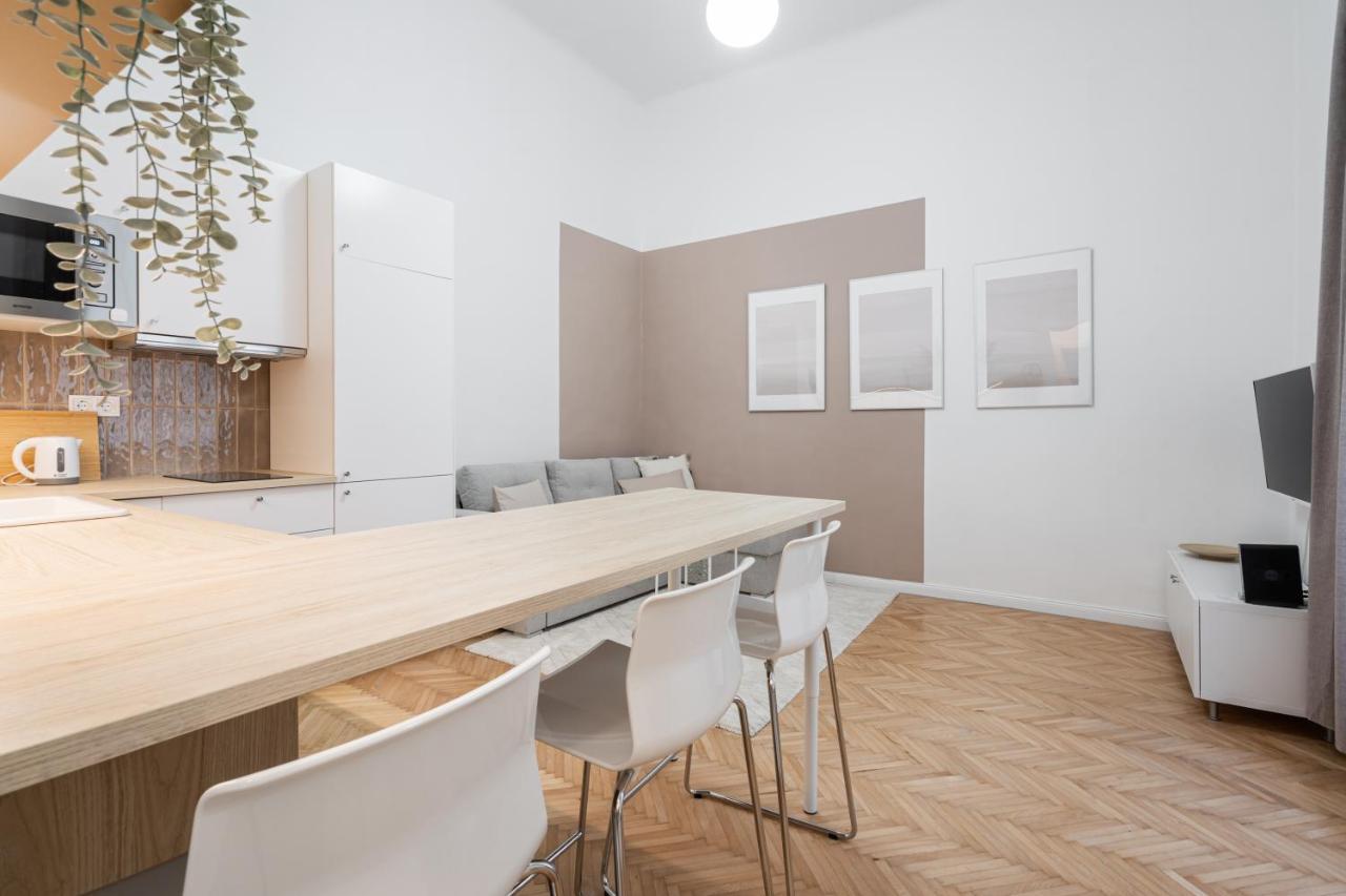 K10 - Kazinczy Street Heritage - Location By Bqa Budapest