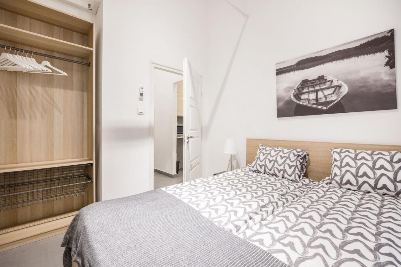 Elegant In Super Location Apartment *