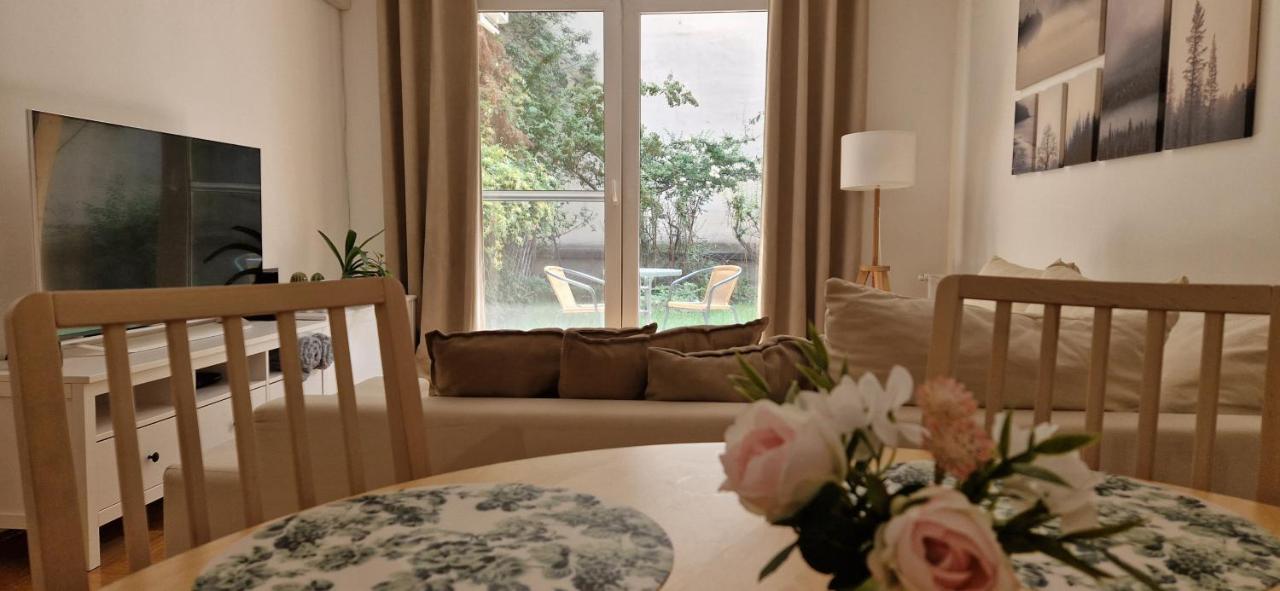 Garden In The Heart Of The Apartamento Budapest