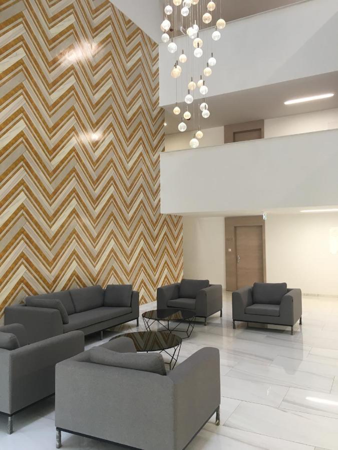 Apartment Corvin Interior Design Apartment+free Garage *