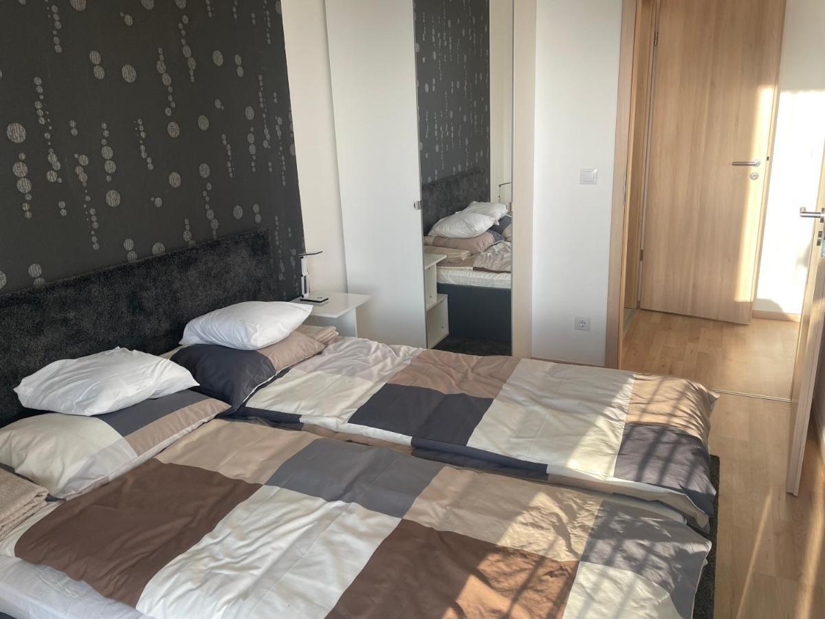 Bay Shore Flat