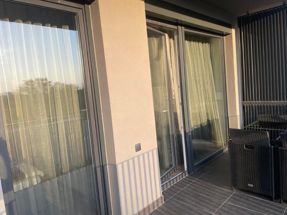 Bay Shore Flat Apartment