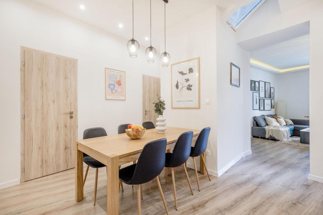 Casadeco Inspired Minimalist W/ New York Cafe Views Apartamento *