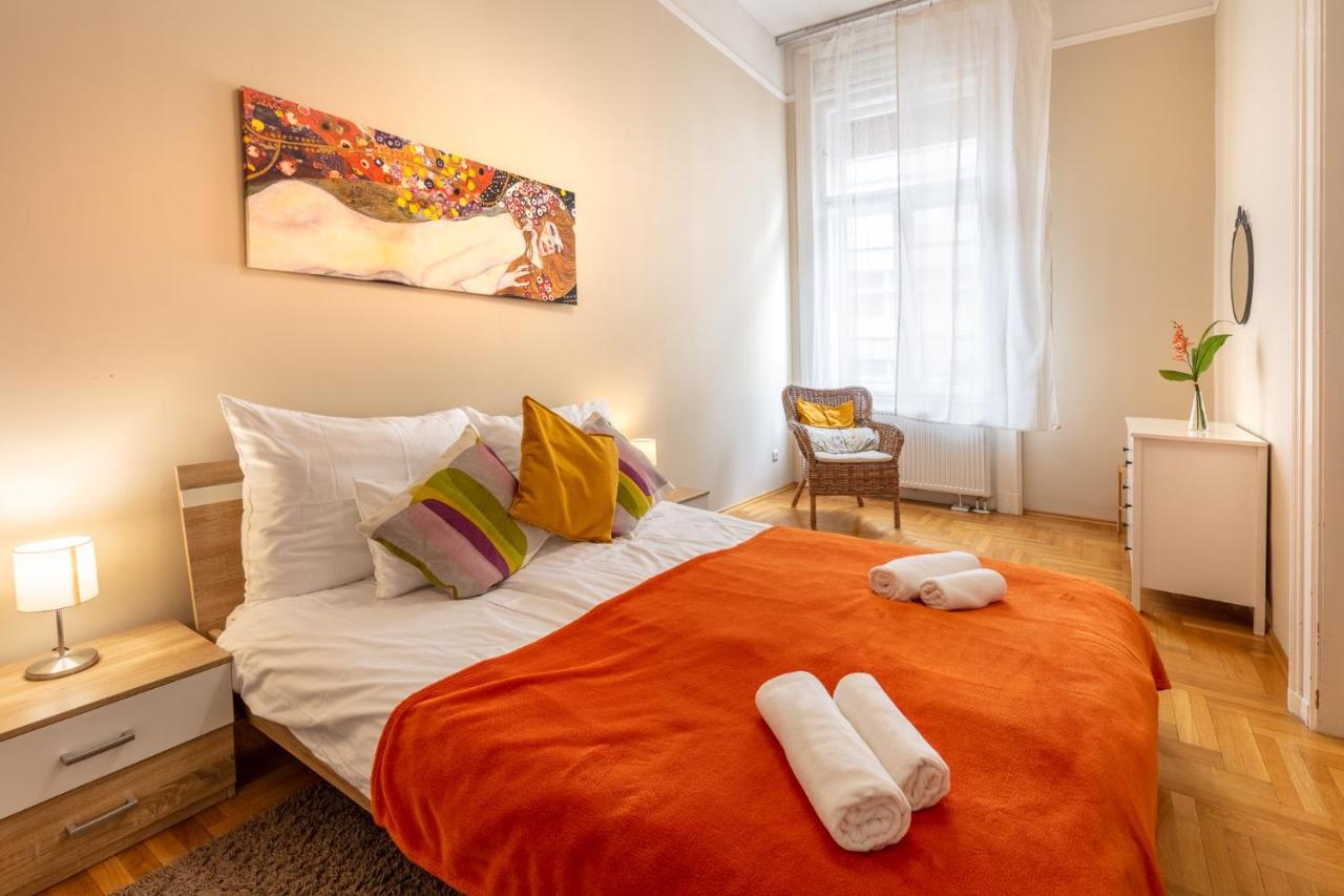 Apartamento Orangehomes Kalvin Sq 2 Bedroom *