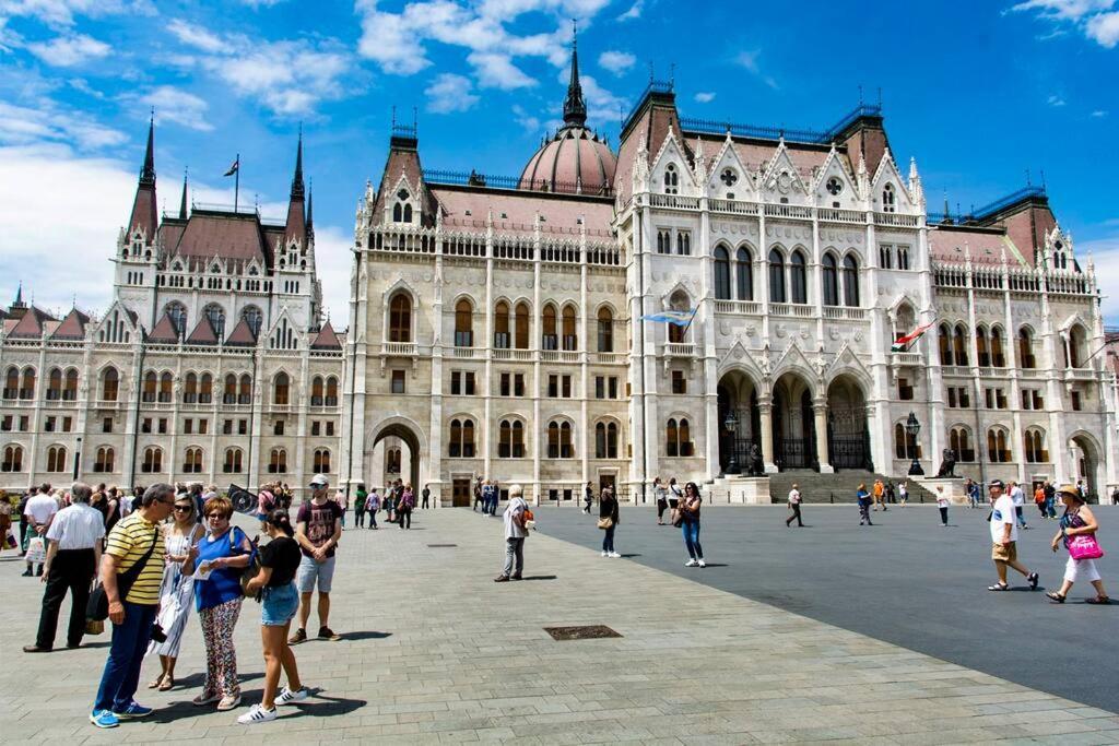 Parliament Dream At The Danube * Budapest