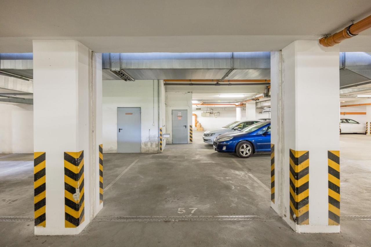 Bright And Spacious Penthouse W/ Terrace & Parking Appartement *