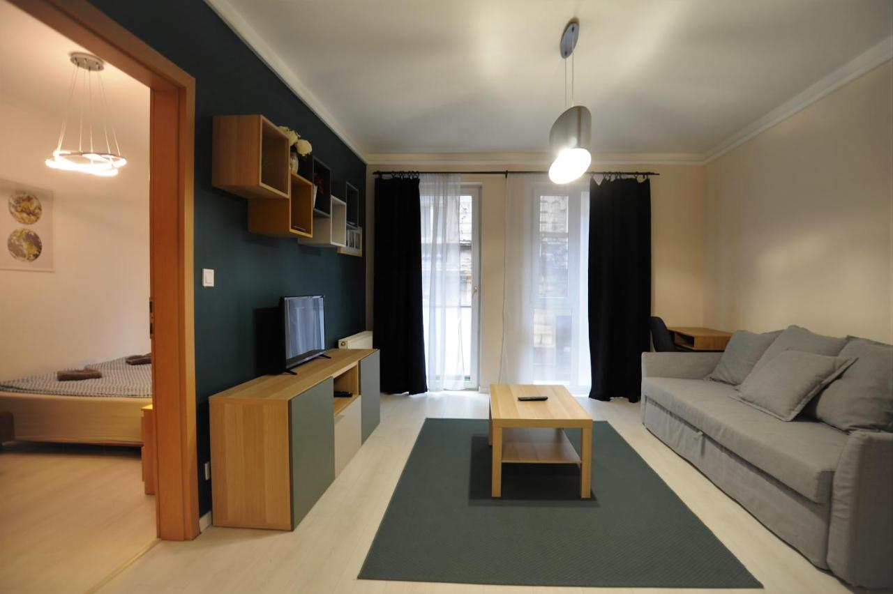 Lovely In The Heart Of Apartmán Budapest