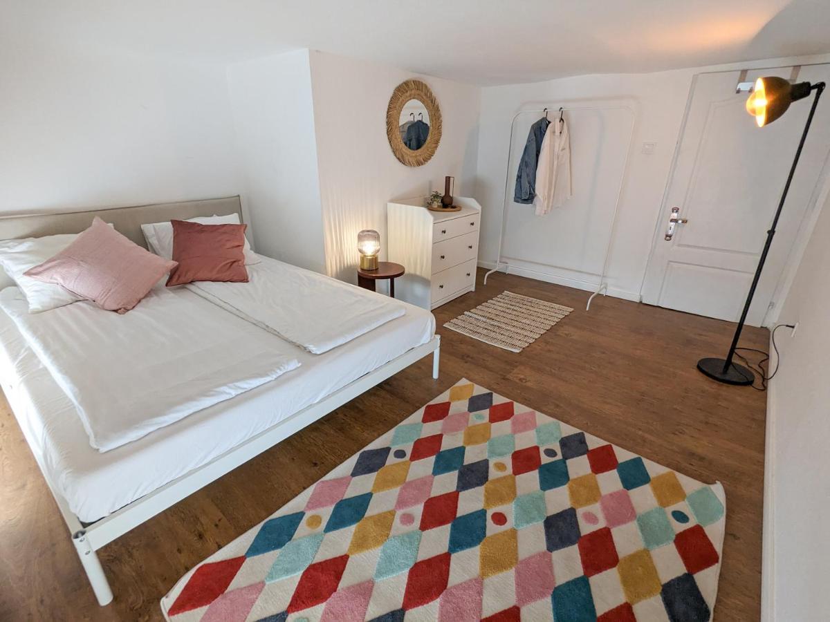 Stylish 2-bedroom In * Budapest