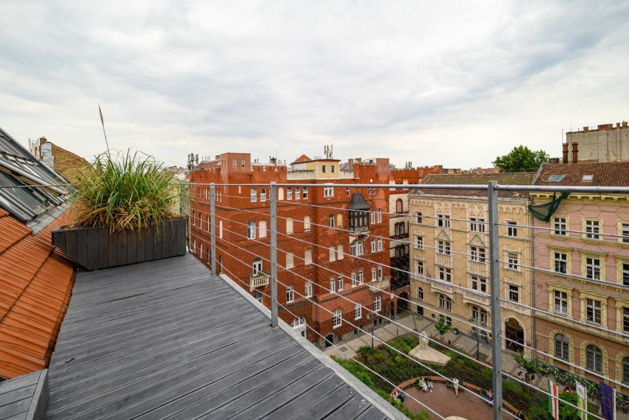 3bedroom Triplex Rooftop