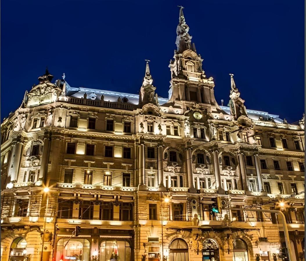 Apartamento Comfy At New York Cafe With Aircon Budapest