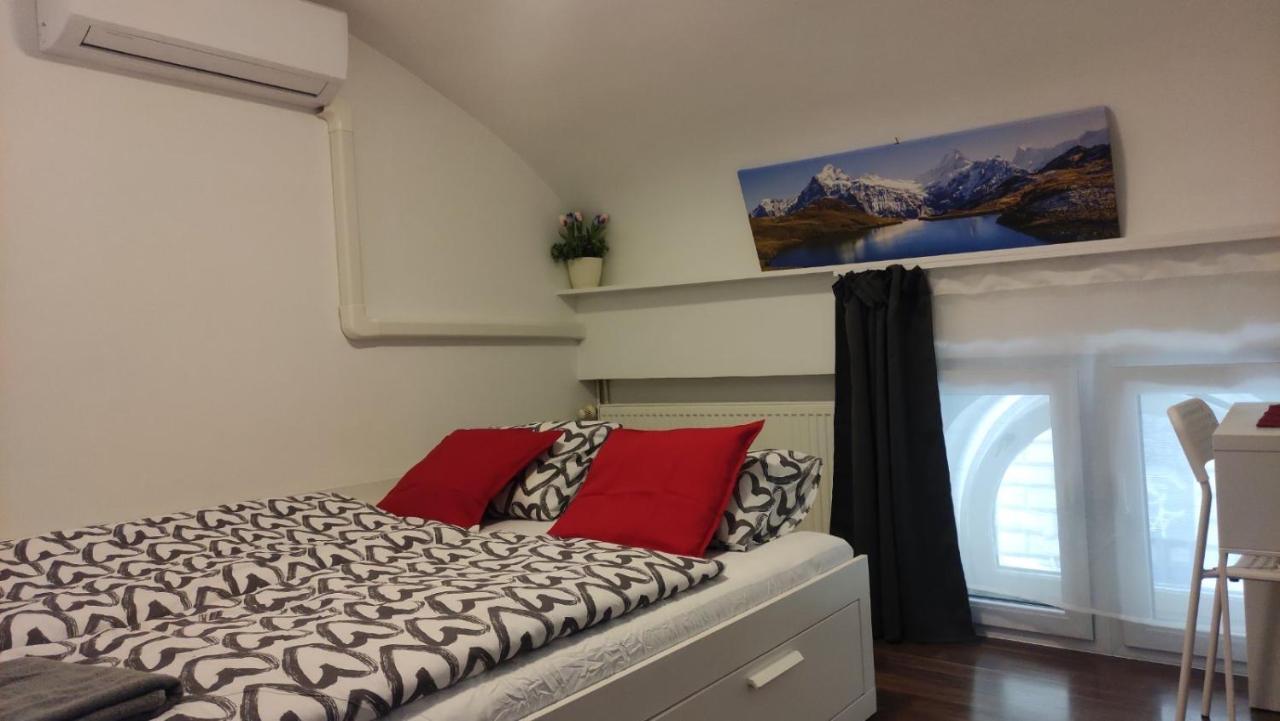 Appartement Eiffel-t45 Five Bedroom *