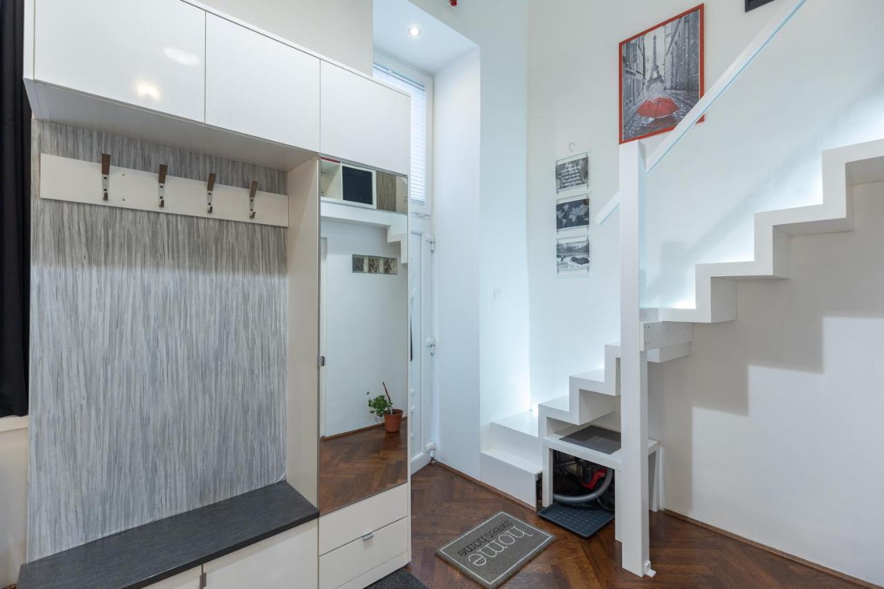Bright & Shine Apartment