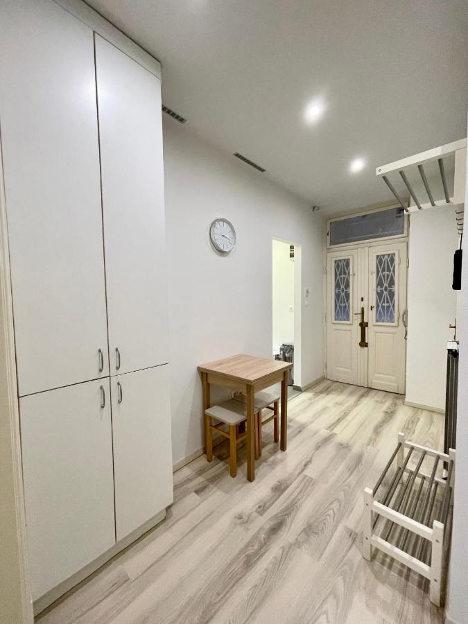 Mehdi 1 Apartment *