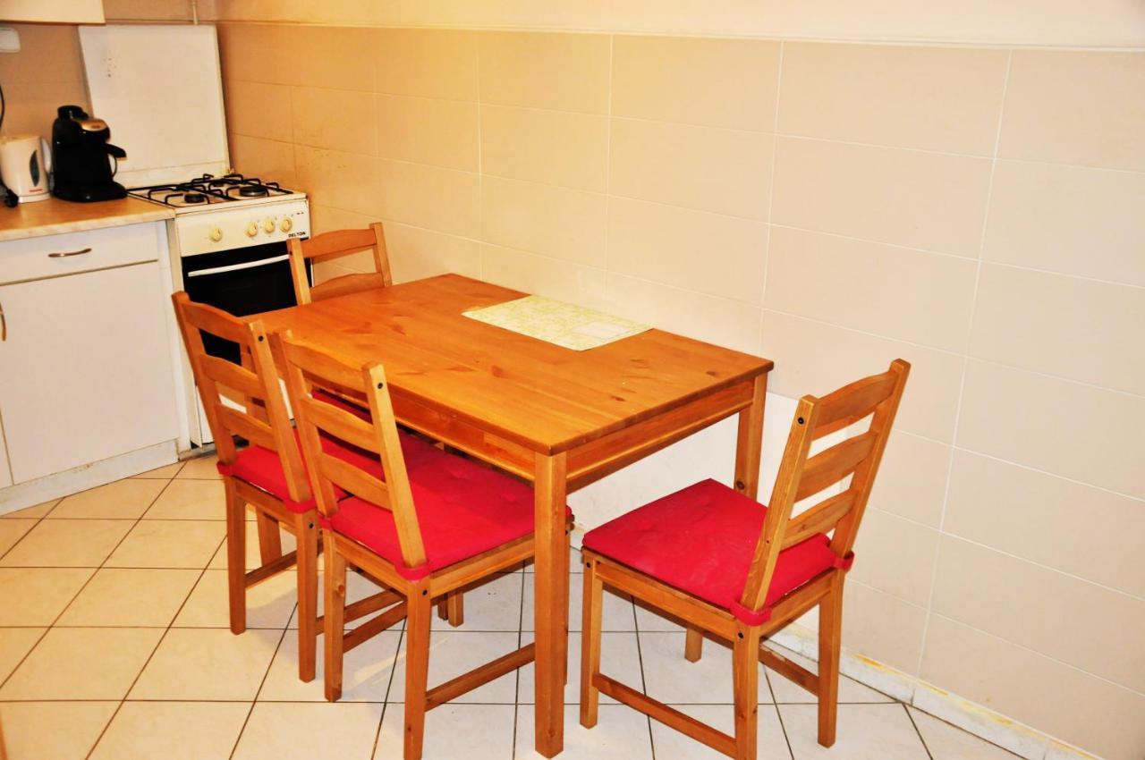 Garibaldi Apartman *
