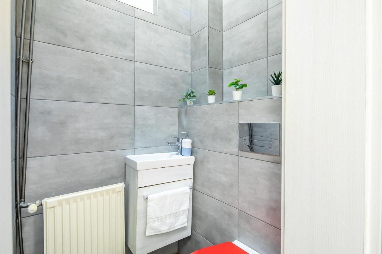 Apartment Cozy & Central With 2-bedroom *