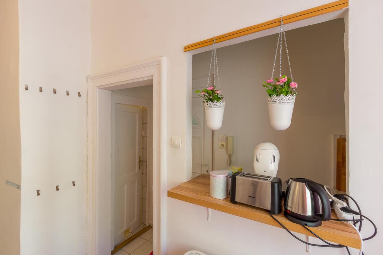 B24 Cosy Small Flat At Center Apartmán