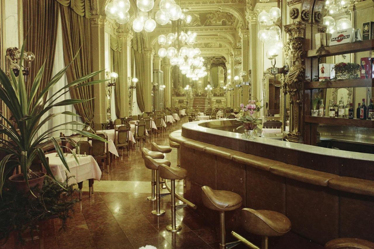 Then & Now Budapest